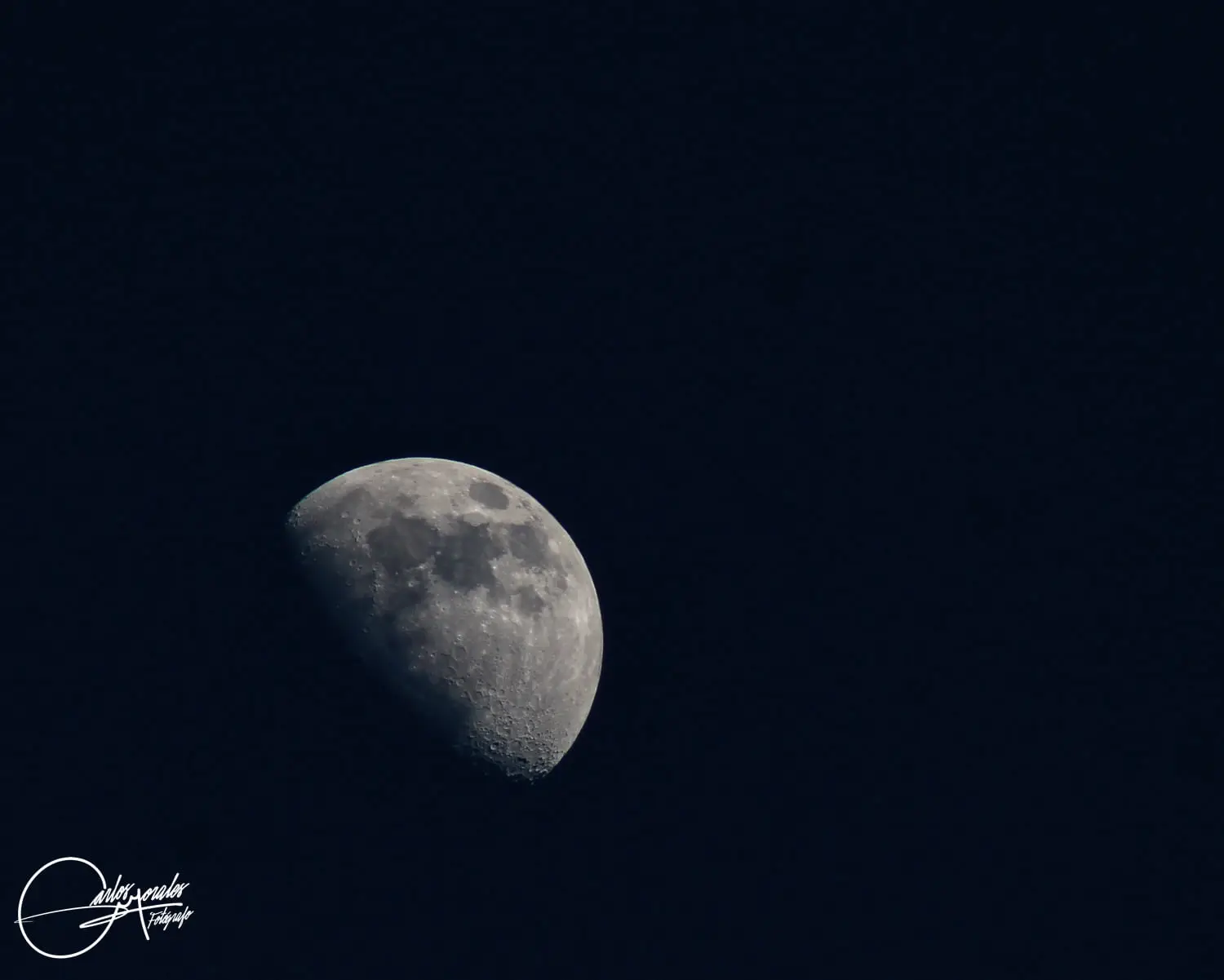 La serenidad de la luna creciente